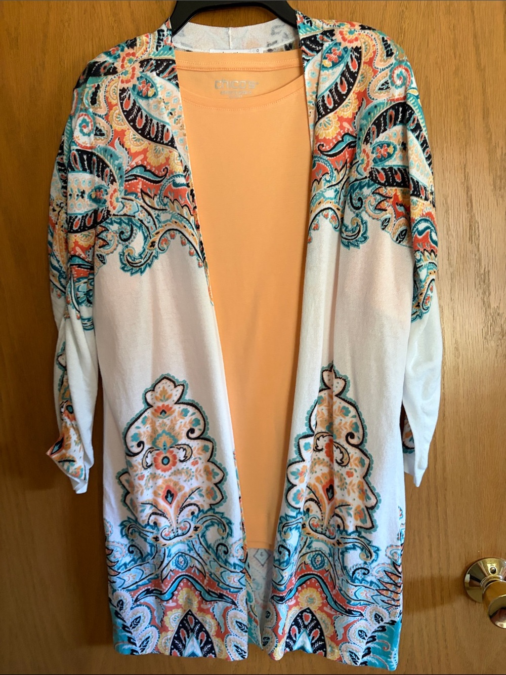 Chico's Floral Knit Top 2 piece with light peach t shirt. Tunic lenght